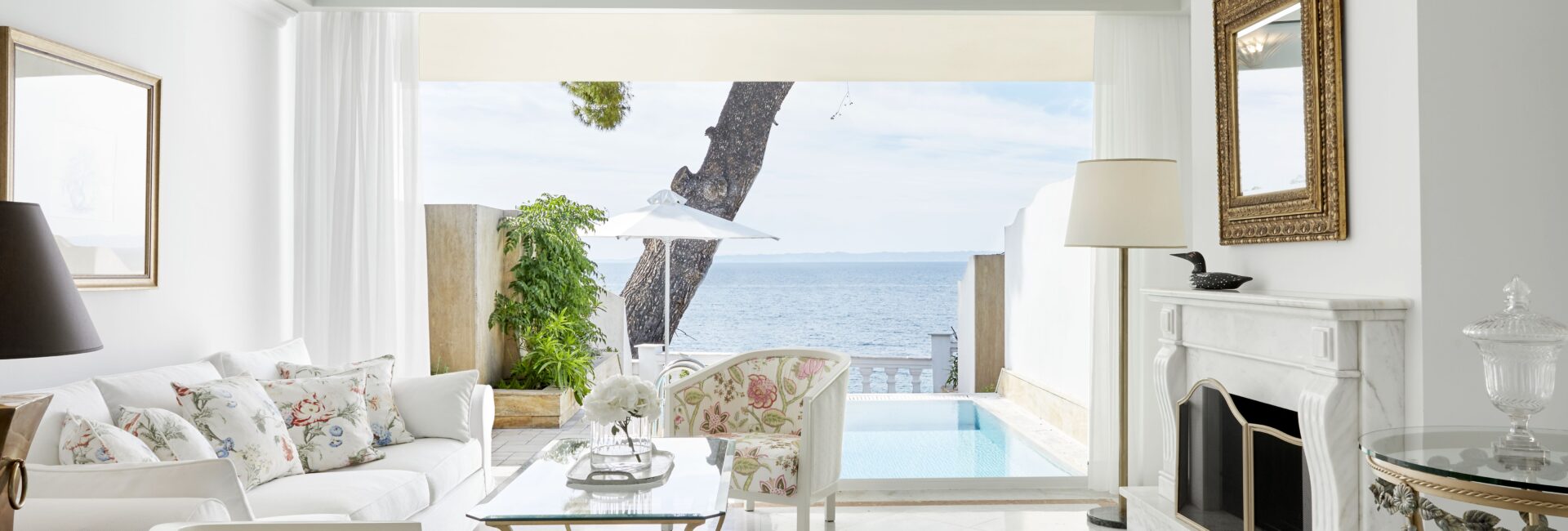 The Danai - Honeymoon Executive Pool Suite