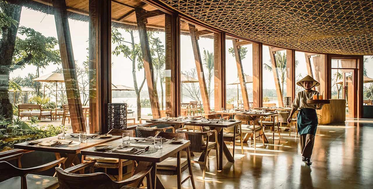 Namia River Retreat/ The Fisherman Restaurant