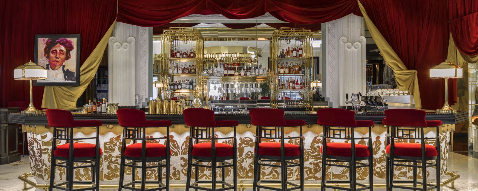 Capella Hanoi/ Divas Lounge