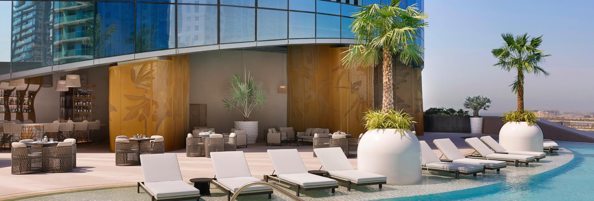 Ciel Dubai Marina/ Hotel pool